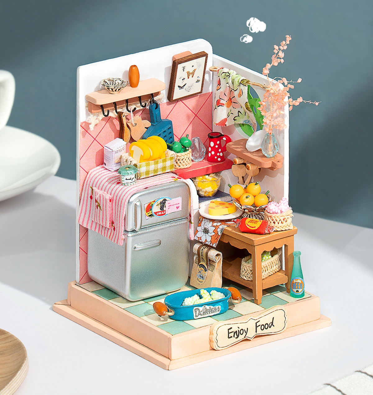 โมเดลจำลองมาพร้อมตู้เย็นเหมาะสำหรับเป็นพร๊อพบ้านน้องตุ๊กตา bjd,lati Yellow,obitsu 11
