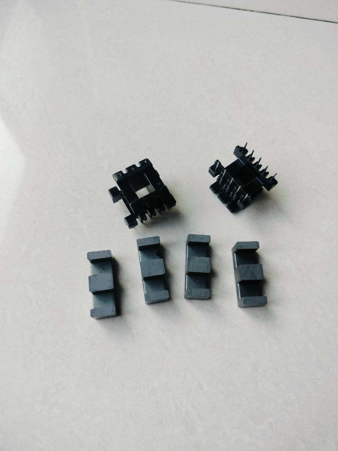 EE28 5+5立式磁芯+骨架