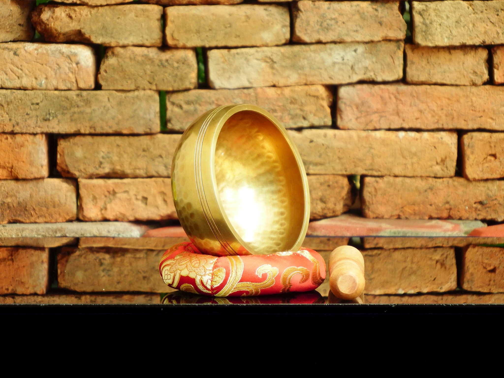 ขันทิเบต(ทองเหลือง) Tibetan Singing Bowl งานทำมือโดยช่างฝีมือชาวเนปาล (9.5 cm.)
