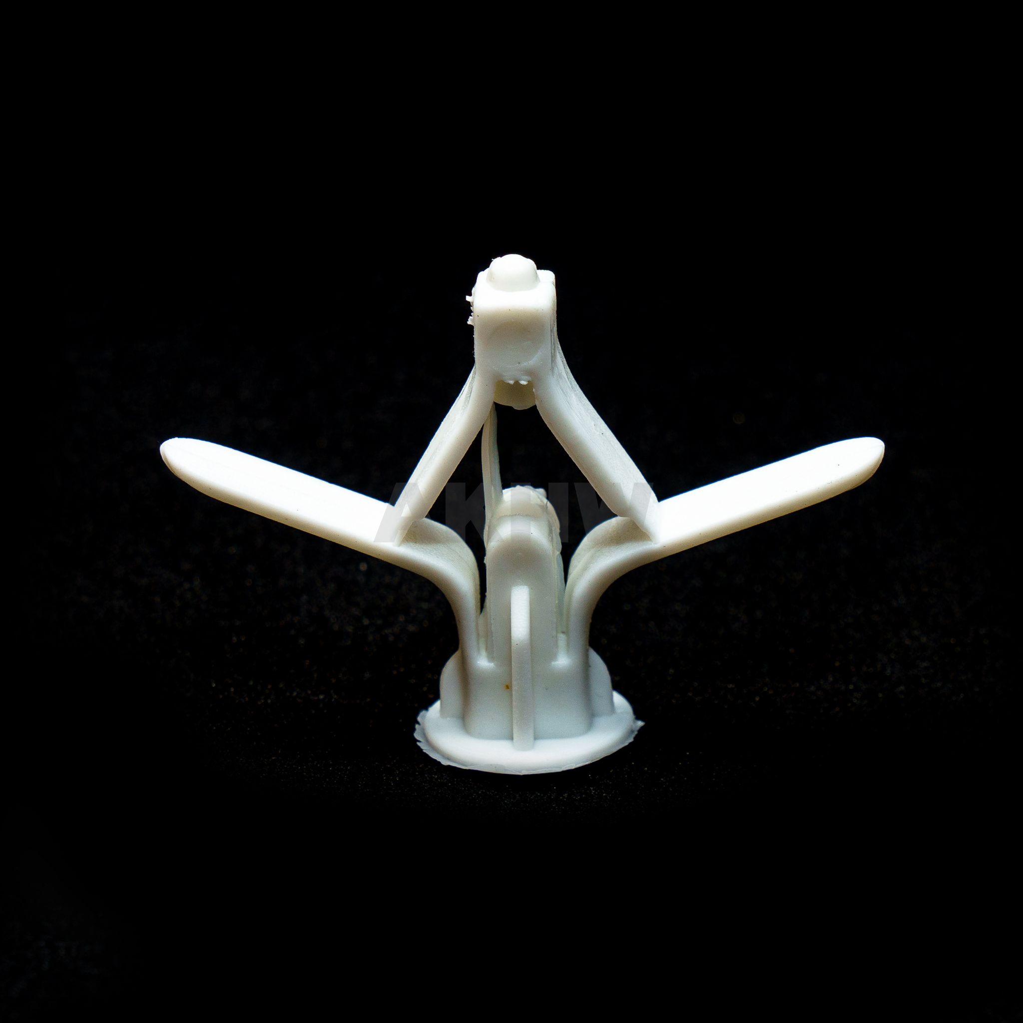 พุ๊กปีกผีเสื้้อ KingsMan สำหรับยึดฝ้าหรือผนังกลวง [ขายปลีก/ส่ง]