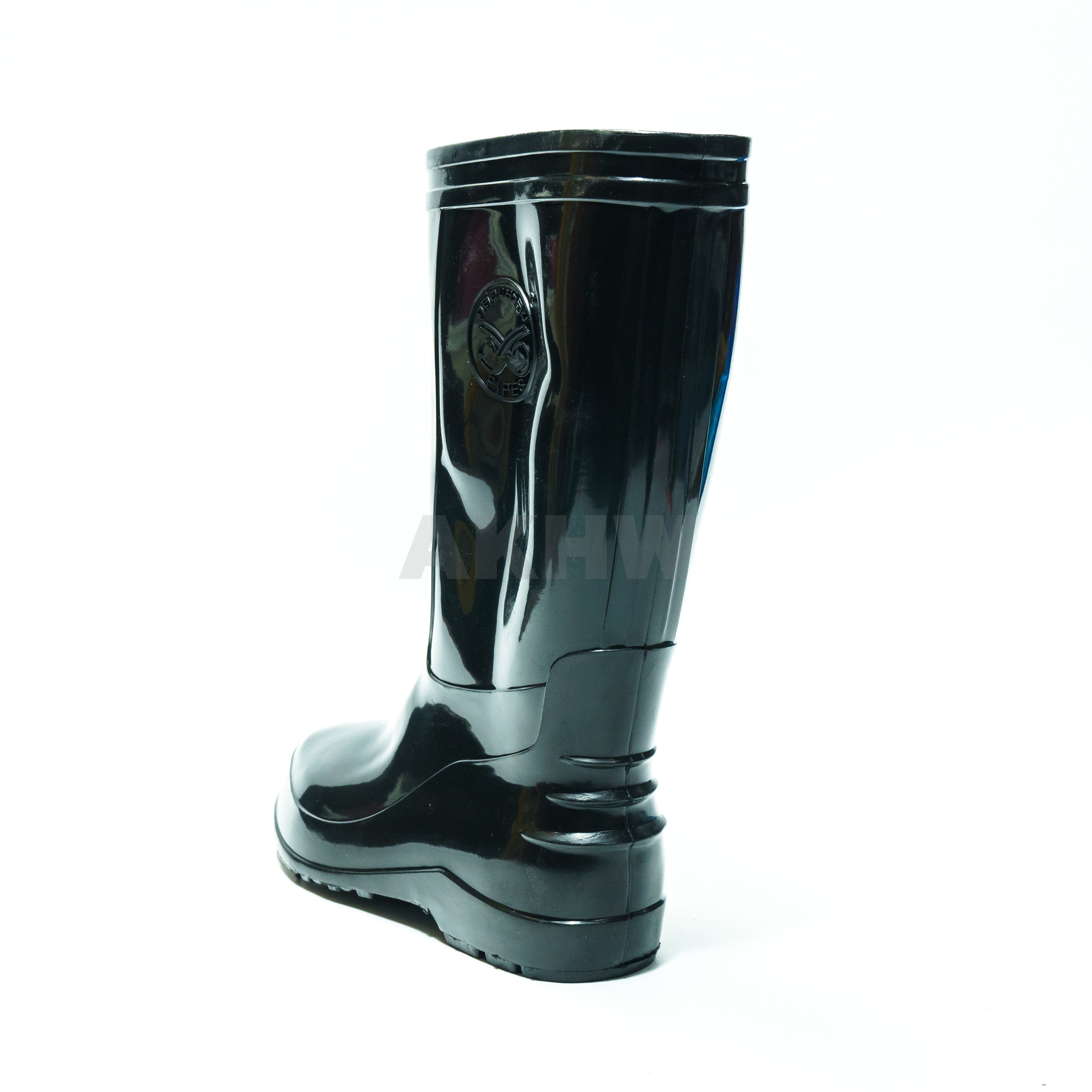 รองเท้าบูทยางตรากล้องยาสูบ รุ่น สีดำ กันน้ำ ทนทาน ของแท้[ขายส่ง]