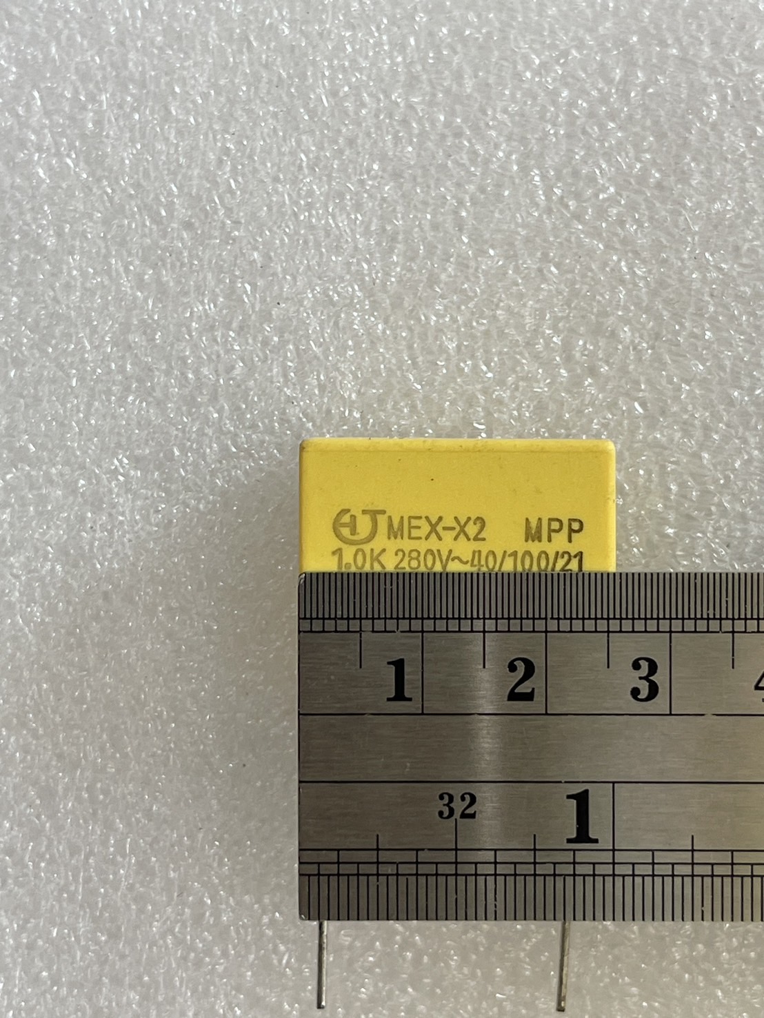 1.0UF 280V Yellow 2P (1ชุด5ตัว)