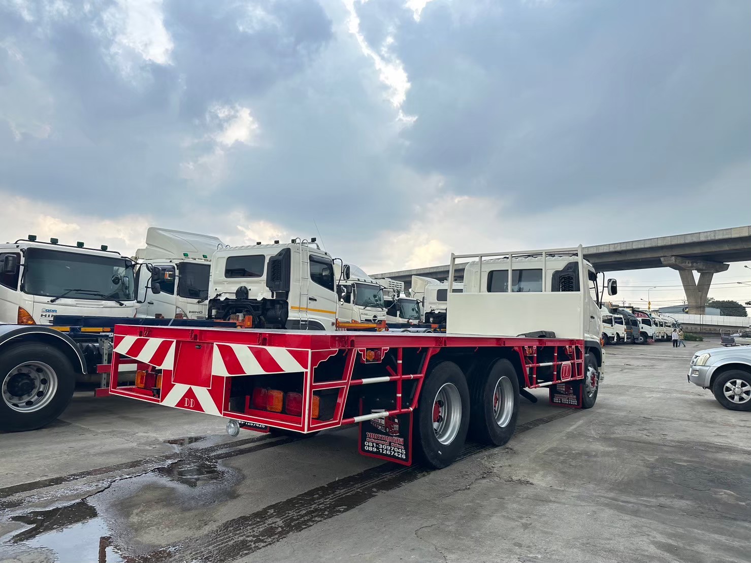 10ล้อพื้นเรียบ7.4 ม.FL8Jมี260แรงHINOปี59 เก็บงาน 1.75ล.4แสนโล