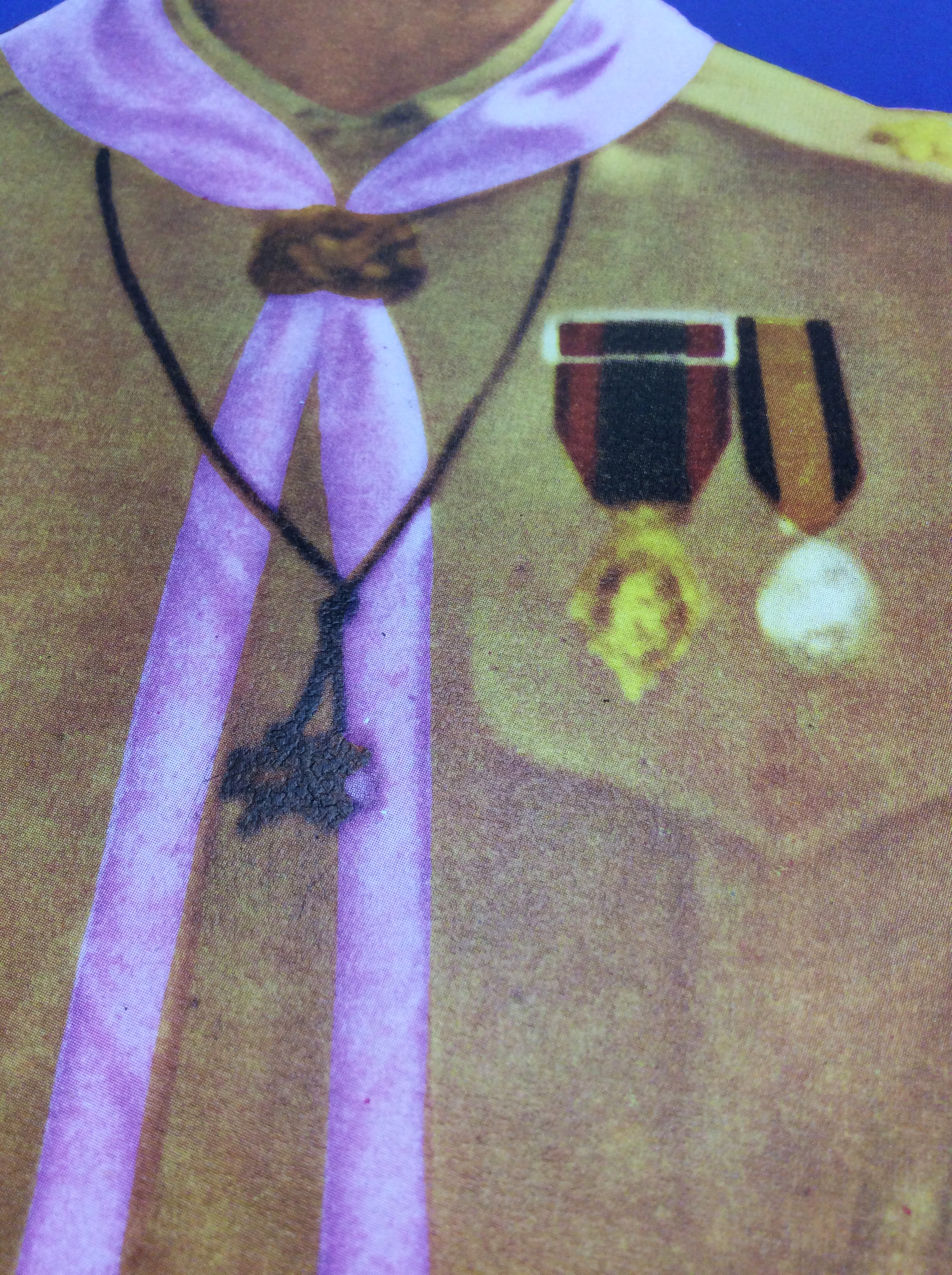 พระบรมฉายาลักษณ์ รัชกาลที9ทรงชุดลูกเสือ รูปพิมพ์เก่า รูปหายาก สิ่งพิมพ์เก่า รูปสะสม