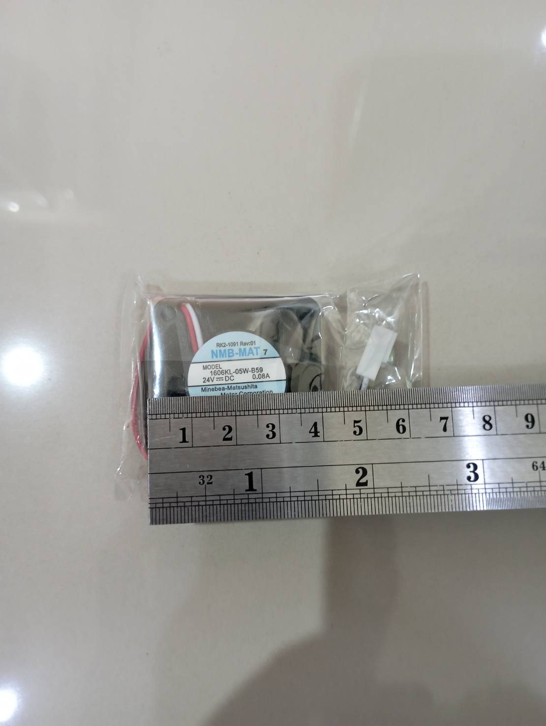 1606KL-05W-B59 China 0.08AConnectorสีขาว