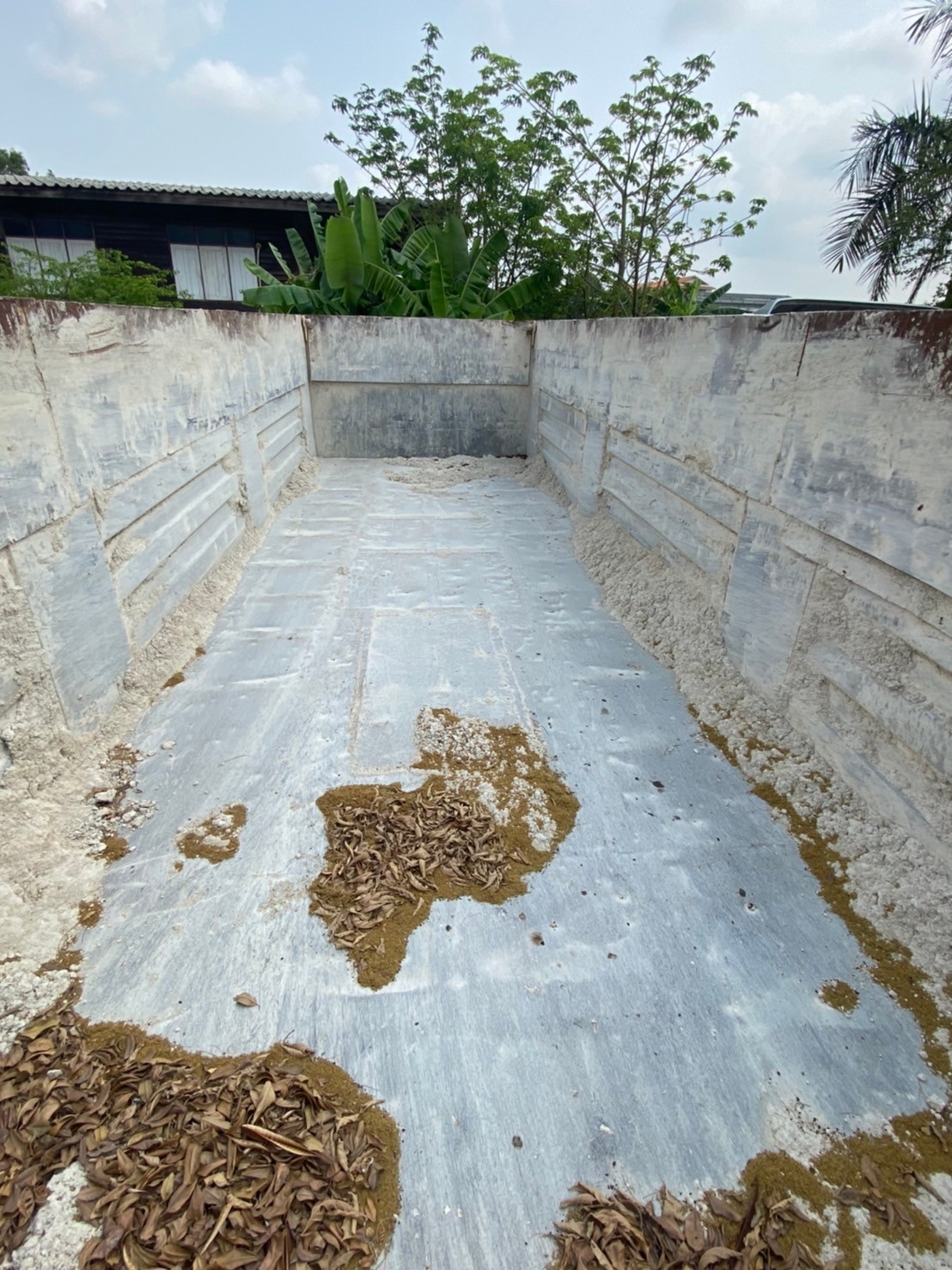 หางเซมิดั้ม2เพลา10น้อตปี2559สภาพพร้อมใช้ 380000