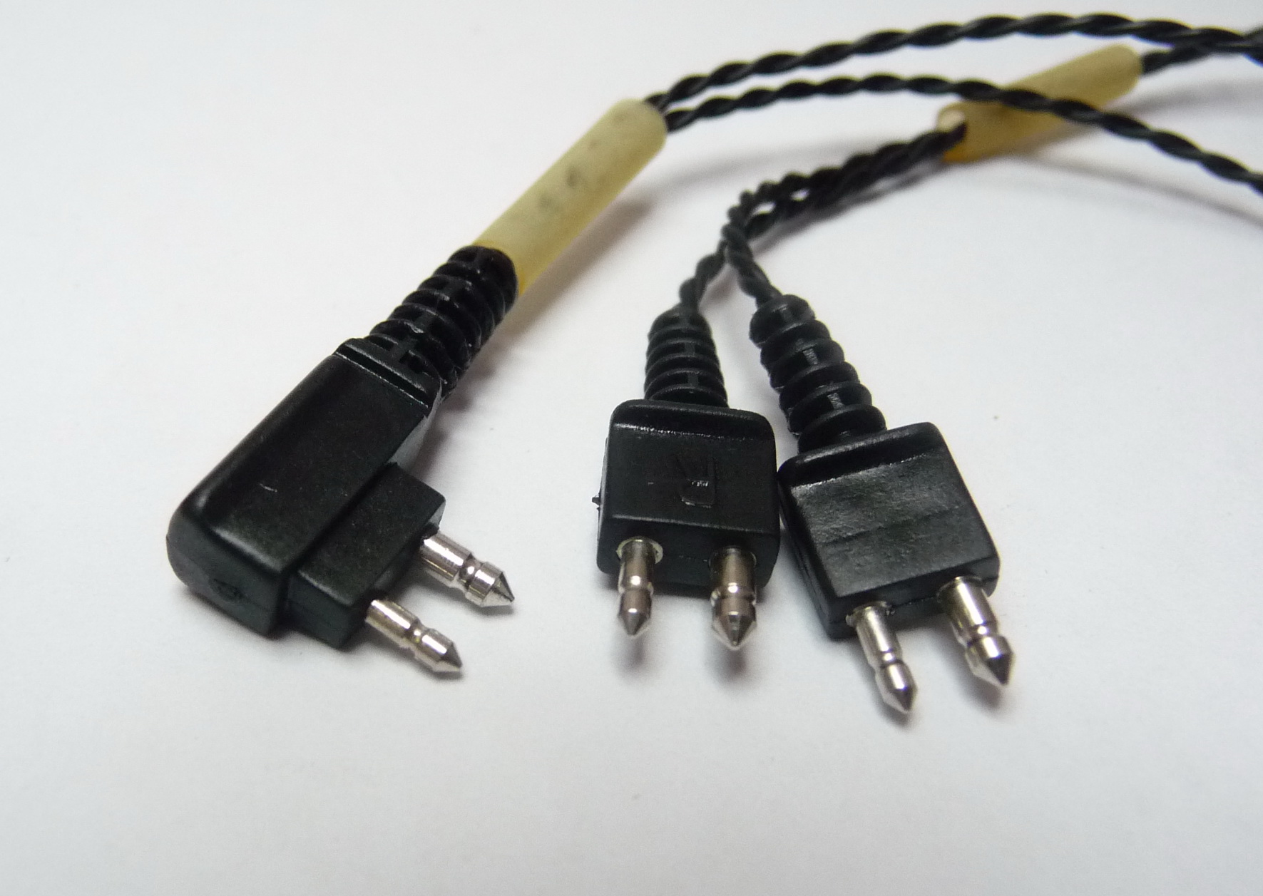 Cord Y2/2 สายลำโพงเครื่องช่วยฟัง สำหรับหู 2 ข้าง แบบ 2 ขา ถักเกลียว สีดำ
