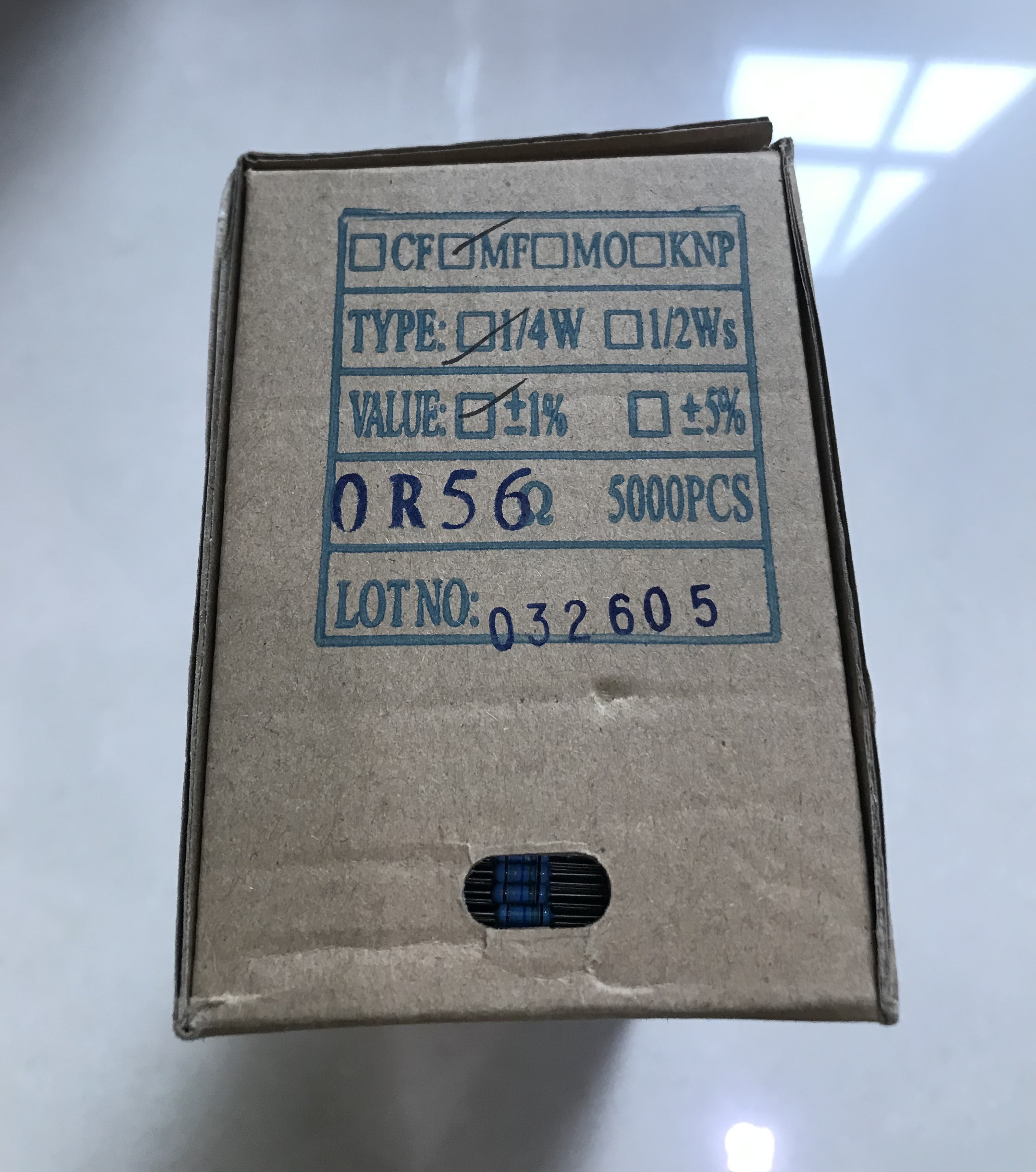 0.56R 1/4W 金属膜Metal Film 1% (1ชุดมี100ตัว)