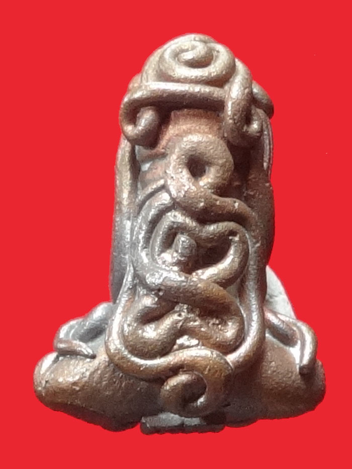 (8) พระปิดตามหาอุตยันต์ยุ่ง หลวงพ่อเกตุ วัดเกาะหลัก ปี 2534 (พิมพ์นะหัวเข่า) เนื้อทองแดง