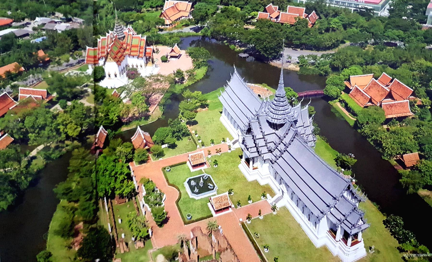 OVER 10,000 DAYS AT MUANGBORAN THE ANCIENT CITY SAMUTPRAKAN กว่า ๑๐.๐๐๐ วัน ณ เมืองโบราณ สมุทรปราการ
