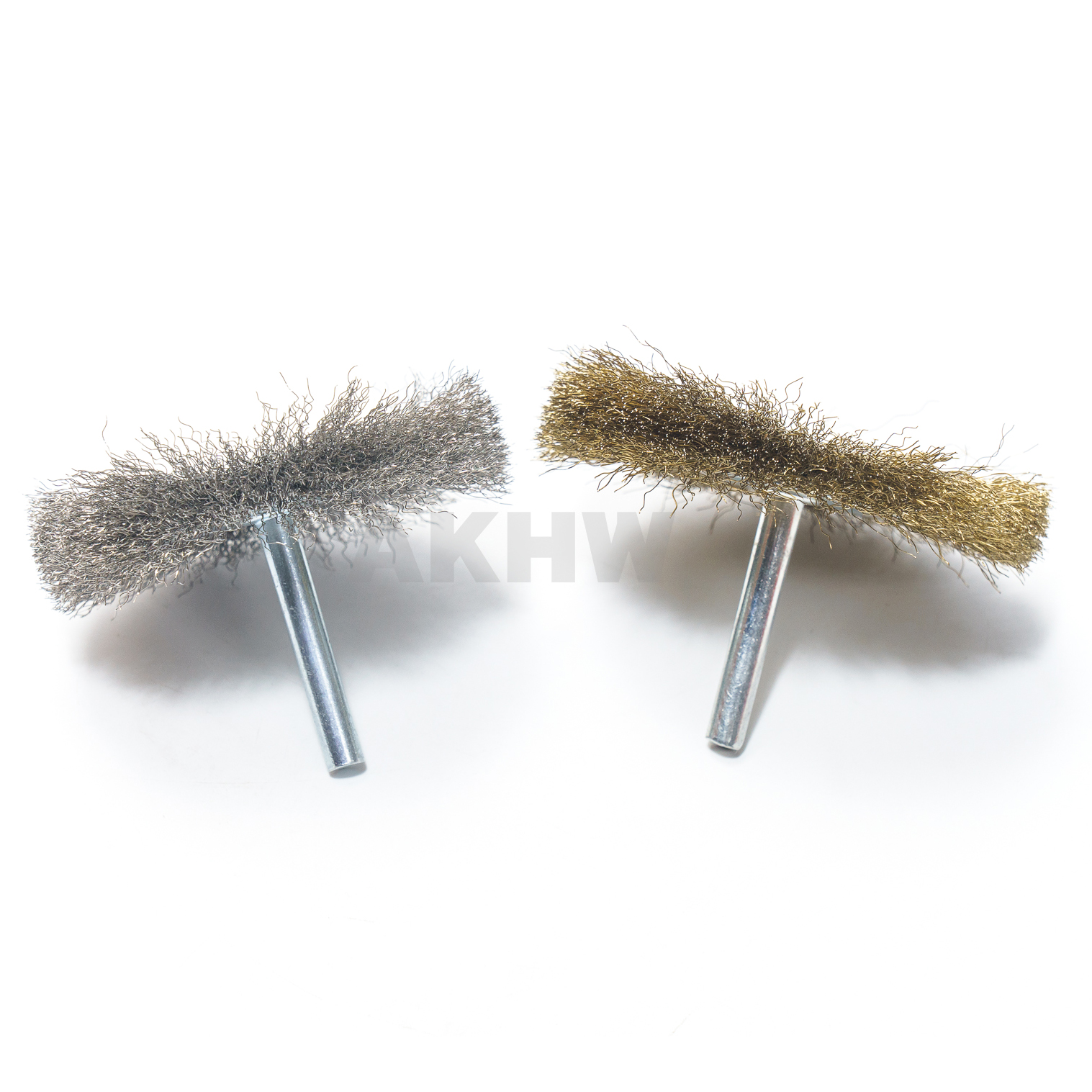 แปรงลวดกลมมีแกน Kingsman 3"x10x6mm ลวดชุบทองเหลือง/สแตนเลส ใช้กับสว่าน [ขายส่ง]