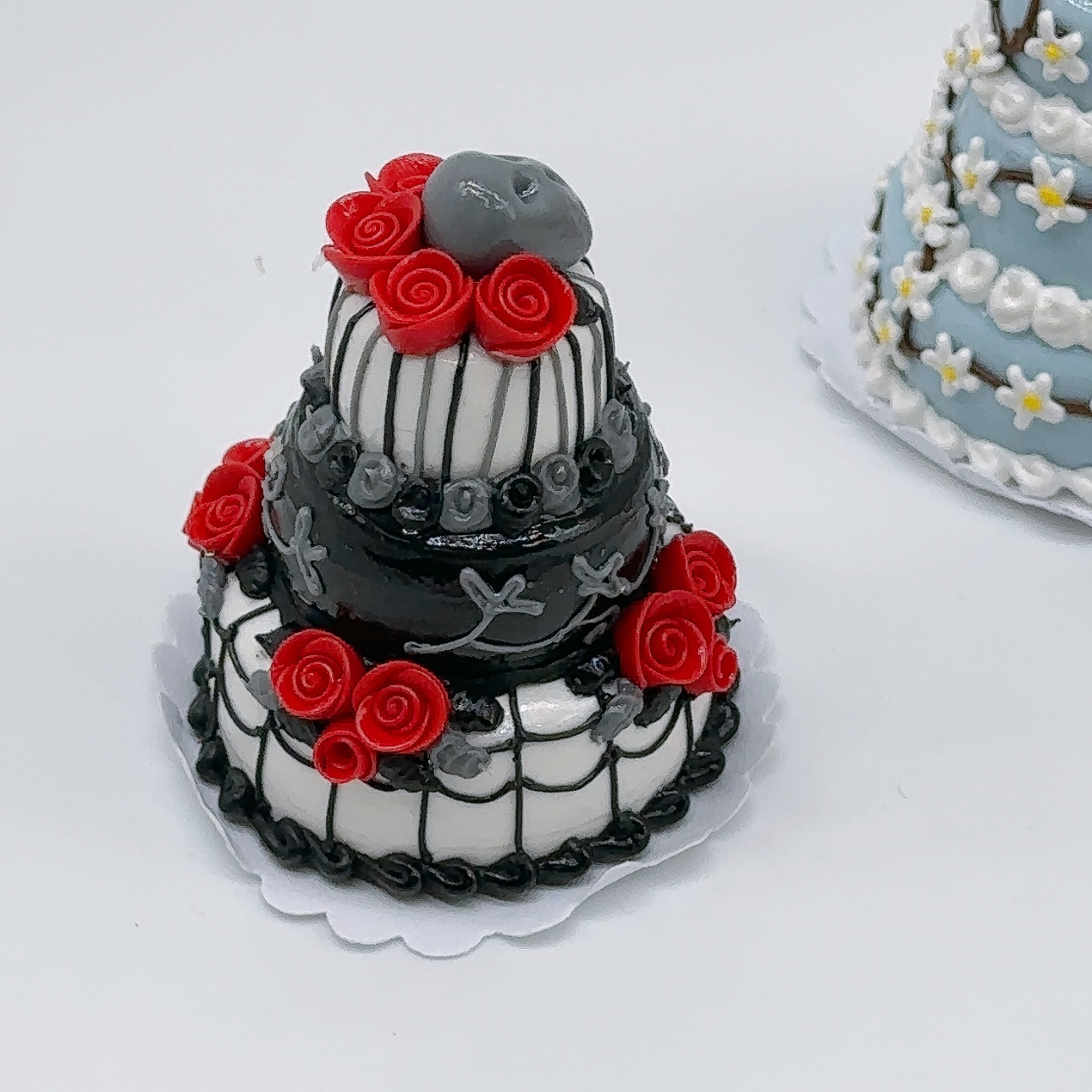 5 ชิ้น/ชุด เค้ก 3 ชั้น งานดินปั้น