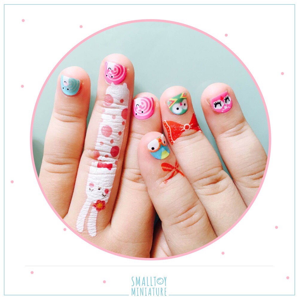 nail stickerสติ๊กเกอร์ติดเล็บสำหรับเด็กมาพร้อมtattoo มีหลากหลายแบบในกล่องเดียว