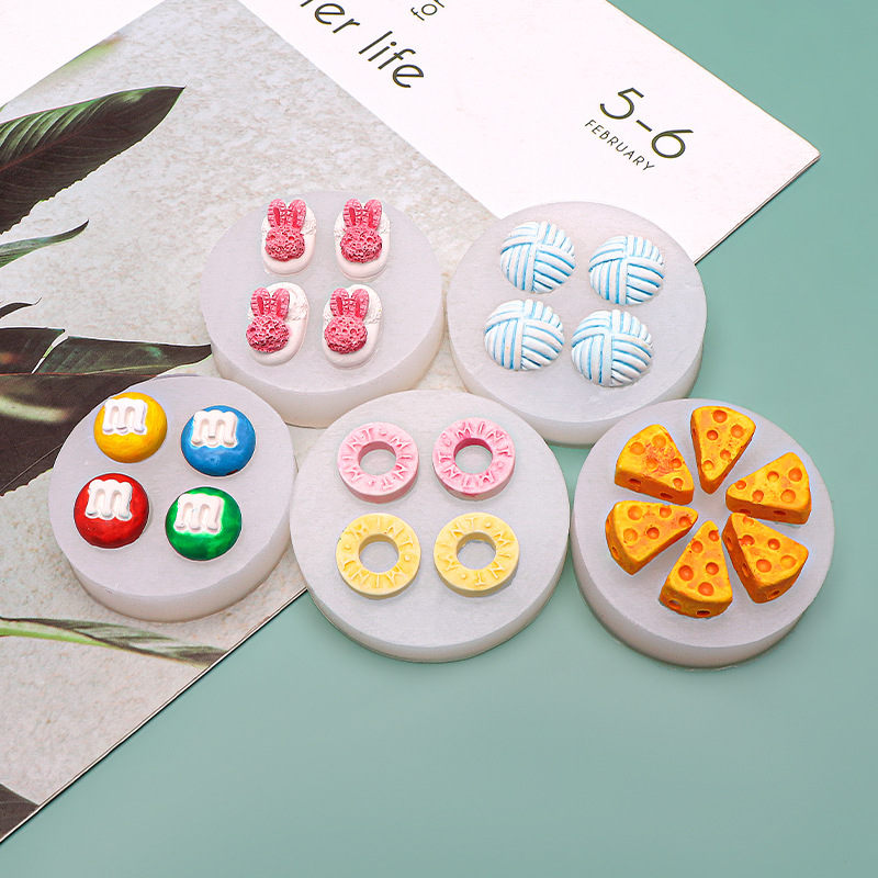 แม่พิมพ์ซิลิโคนเค้กช็อกโกแลตกระต่ายจิ๋วSmall Candy Whistle Sugar Mini M Bean Bunny Shoes Hairball Cheese DIY
