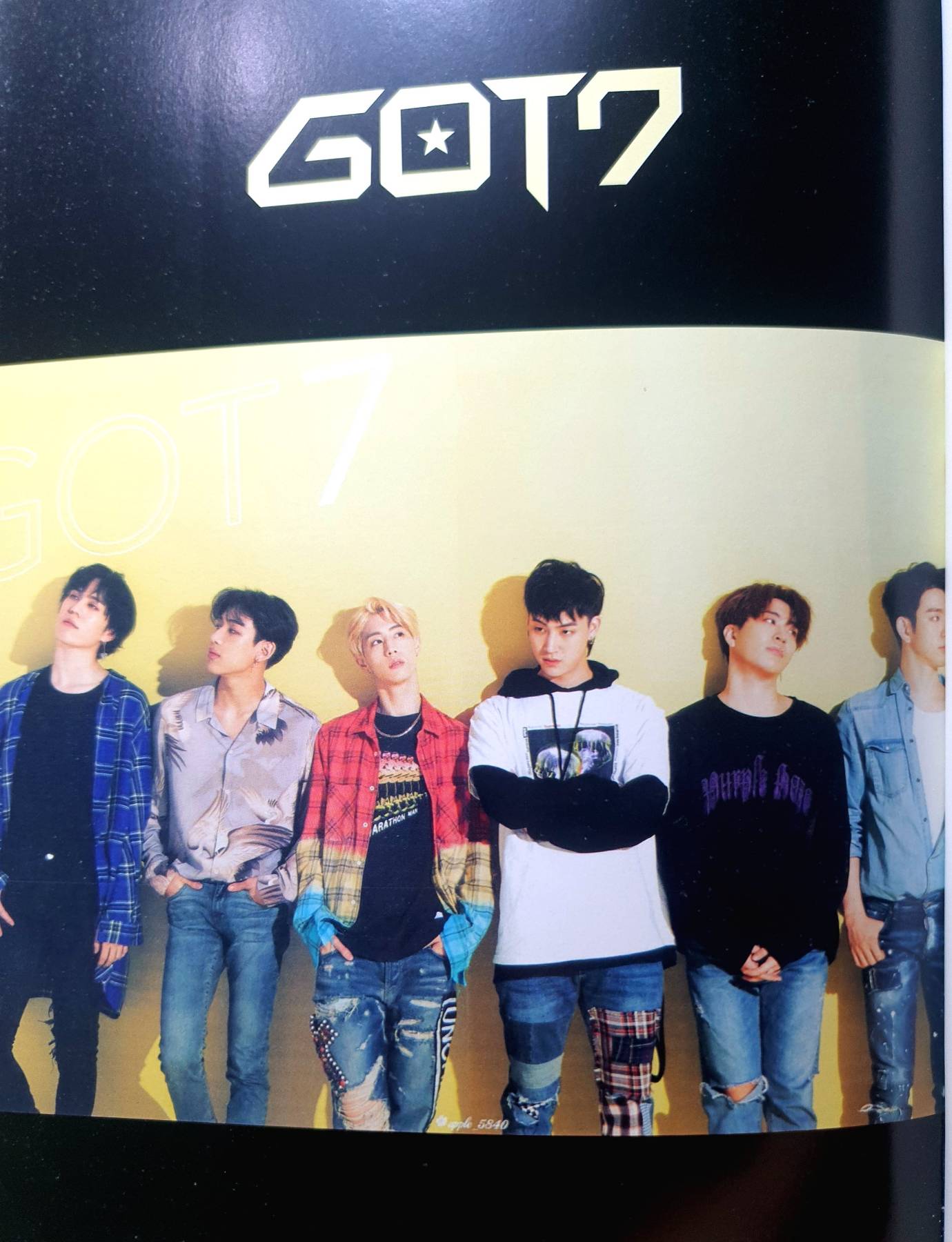 โฟโต้บุ๊คพิมพ์สี่สีสุดพิเศษ GOT7 Special PhotoBook