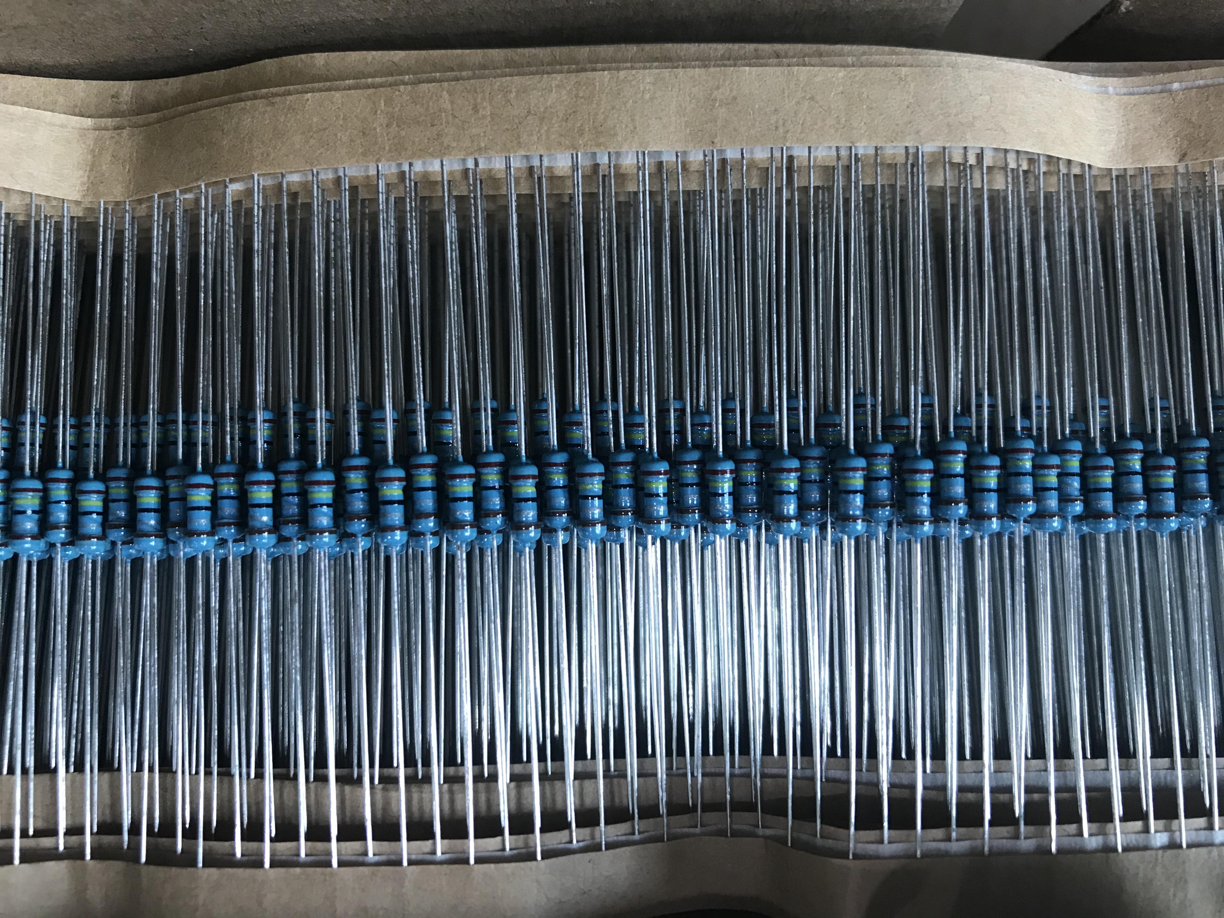 2.4R 1/4W 金属膜Metal Film 1% (1ชุดมี100ตัว)