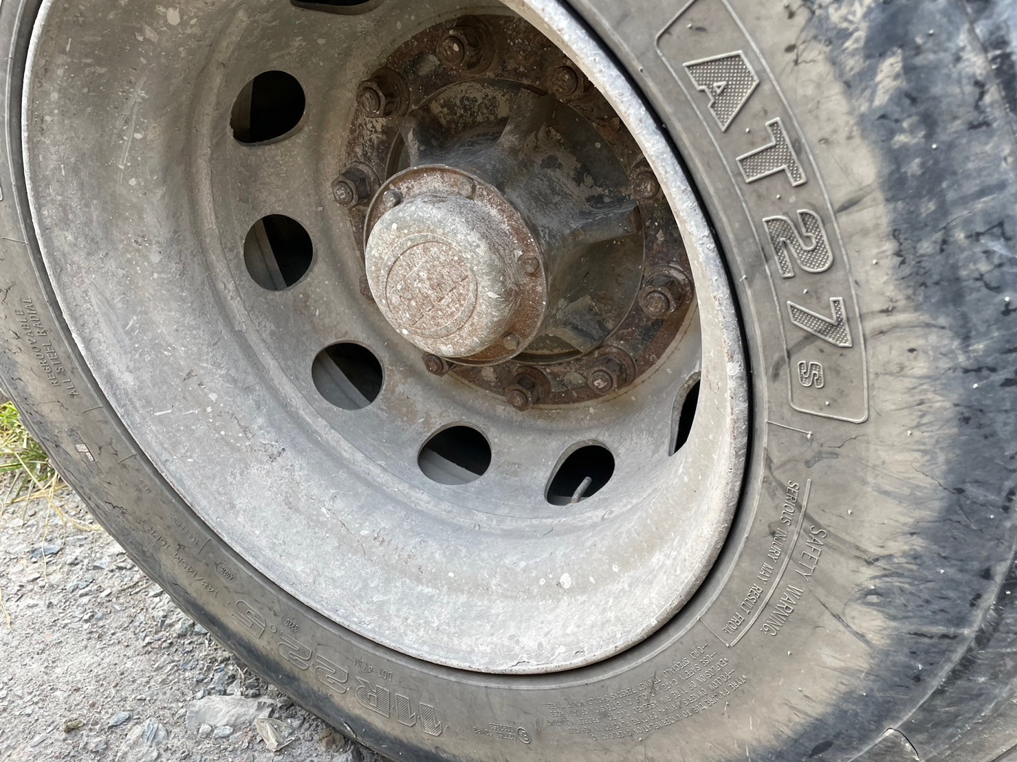 หางเซมิดั้ม2เพลา10น้อตปี2559สภาพพร้อมใช้ 380000