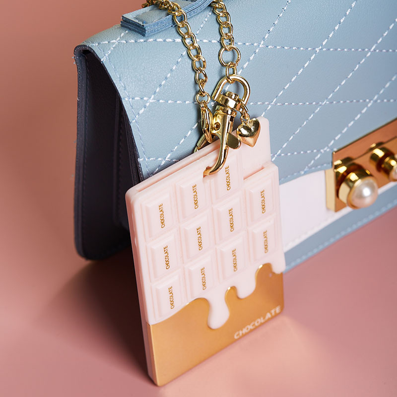 พวงกุญแจขนมช๊อคโกแล็ตสีฟ้าสำหรับห้อยกระเป๋าถือกระเป๋านักเรียนสไตล์คิกขุเก๋ไก๋ได้หลากหลายแบบการตกแต่งความสวยงาม