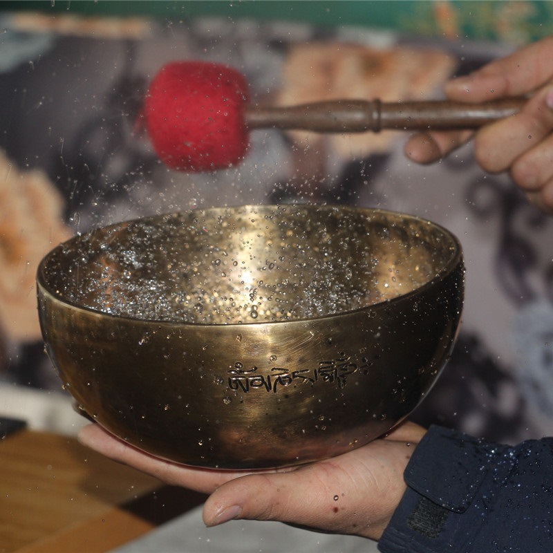 Tibetan Singing Bowl ขันทิเบต(ทองเหลือง) ขนาดใหญ่พิเศษ รหัสสินค้า 812199 ลูกค้าสามารถสั่งซื้อได้โดยตรงกับทางร้านที่หมายเลข 085 298 9298 หรือที่ไลน์ id:yayoda