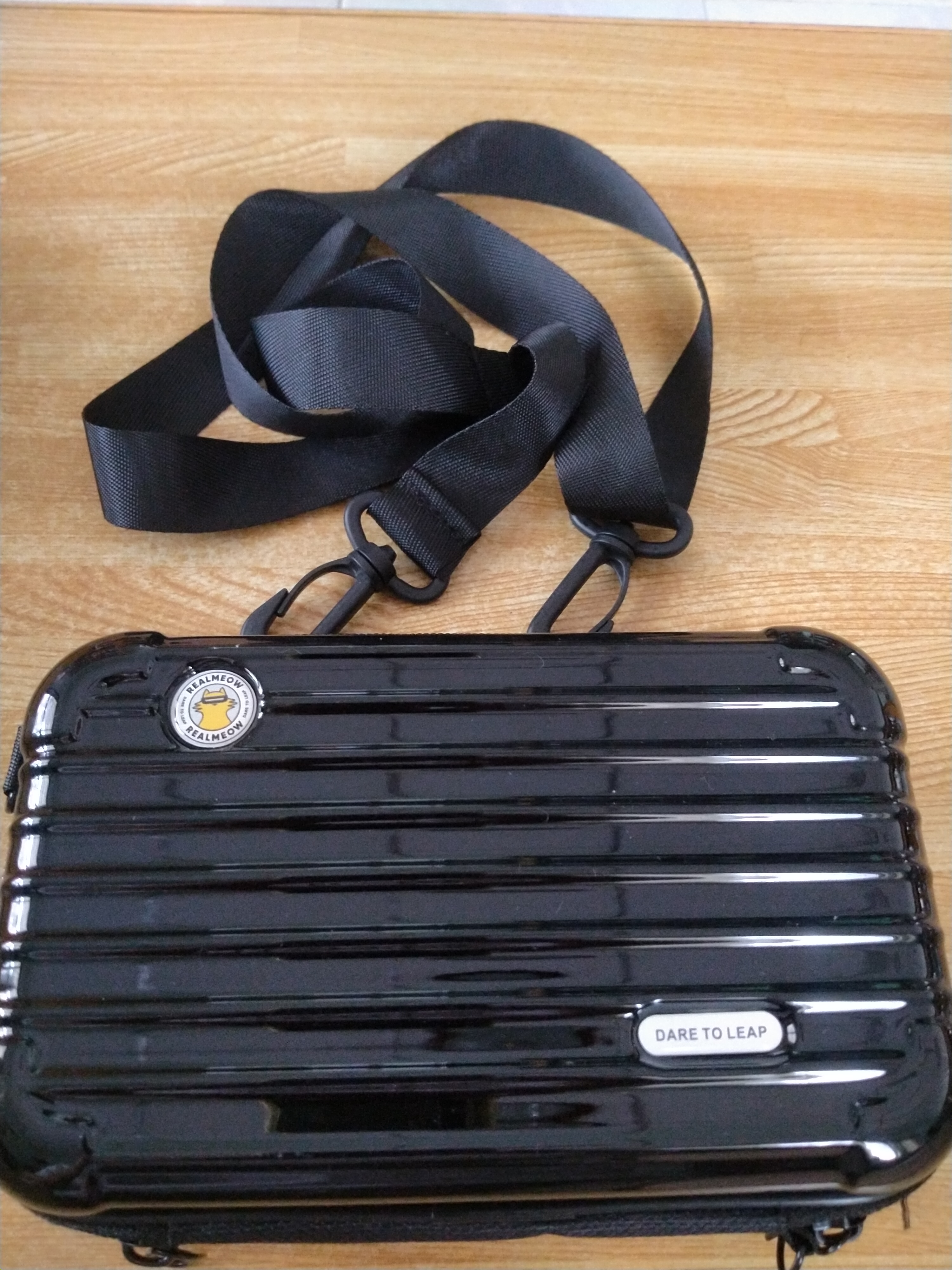 กระเป๋าREALMEOW สีดำ