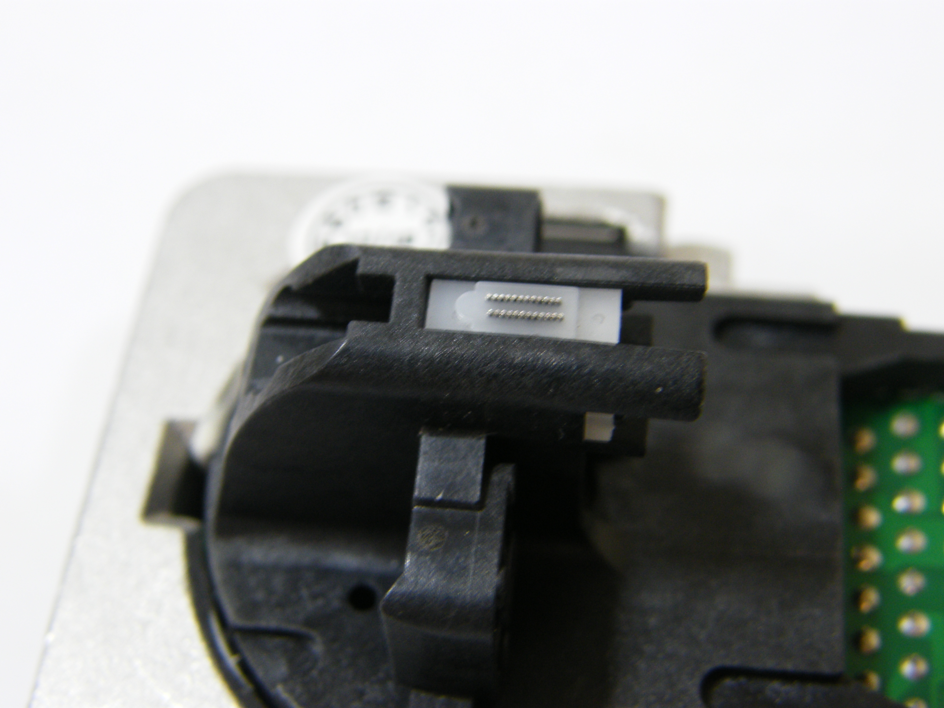 F111000 หัวพิมพ์เทียบเท่าพร้อมใช้ PRINT HEAD OEM FOR EPSON LQ-310/LQ-350 1 กก.
