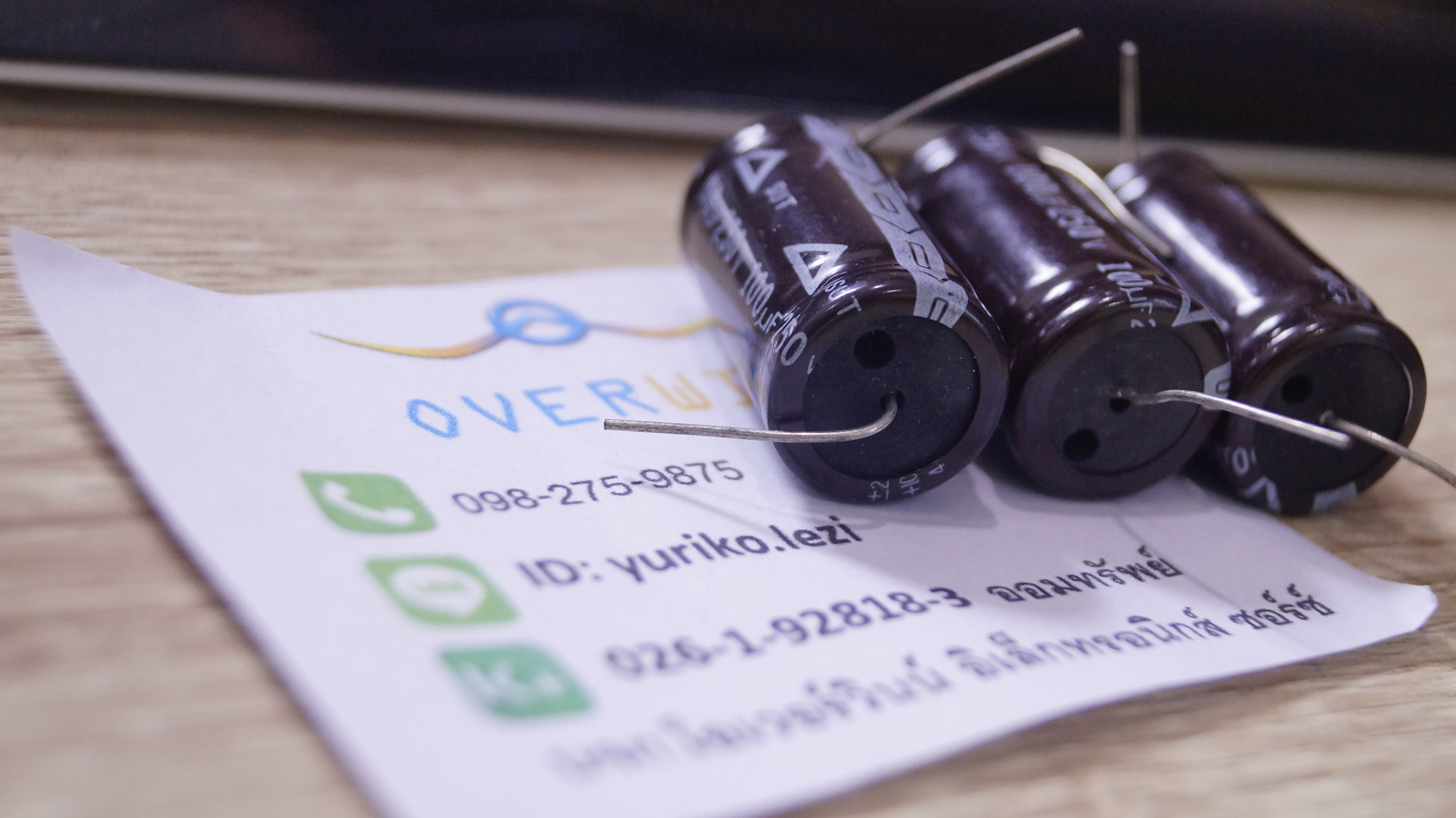 C.100UF250V