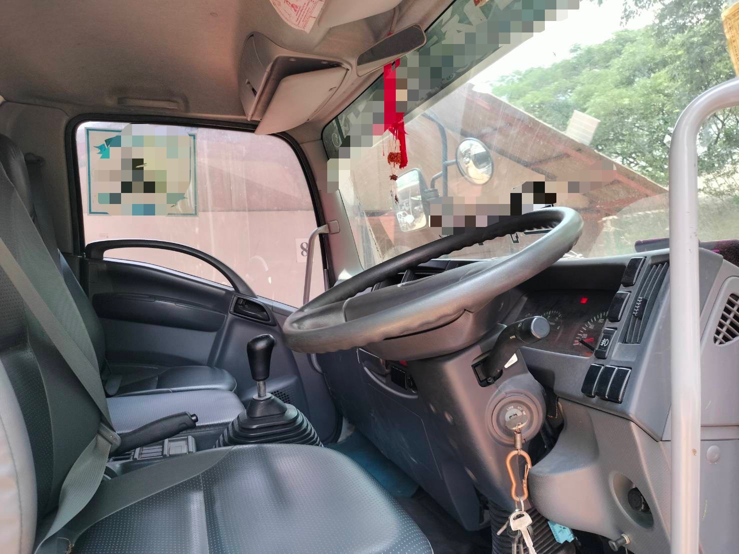 6ล้อIsuzu FRR190ตู้แห้งปี58 เงินสด595000