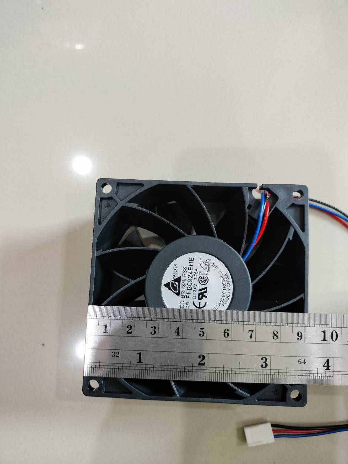 FFB0924EHE 0.75A 24V 3สาย