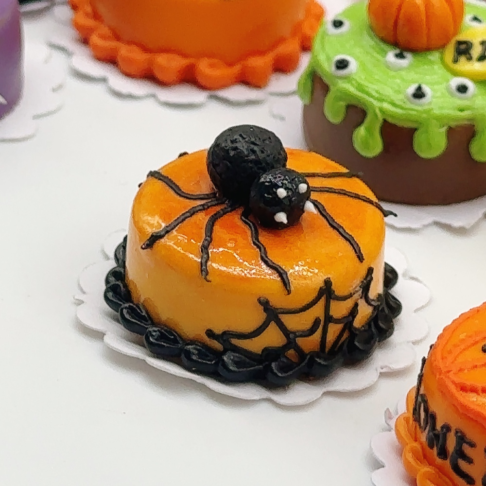 5 pieces/set Miniature Cake size 2.0 cm.made clay