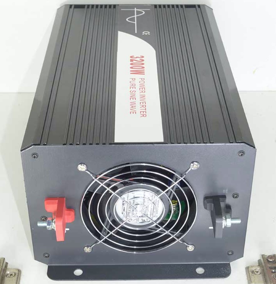 6.อินเวอร์เตอร์ 12v-24v 3200w SWIPOWER (SP-3200L) pure sine wave