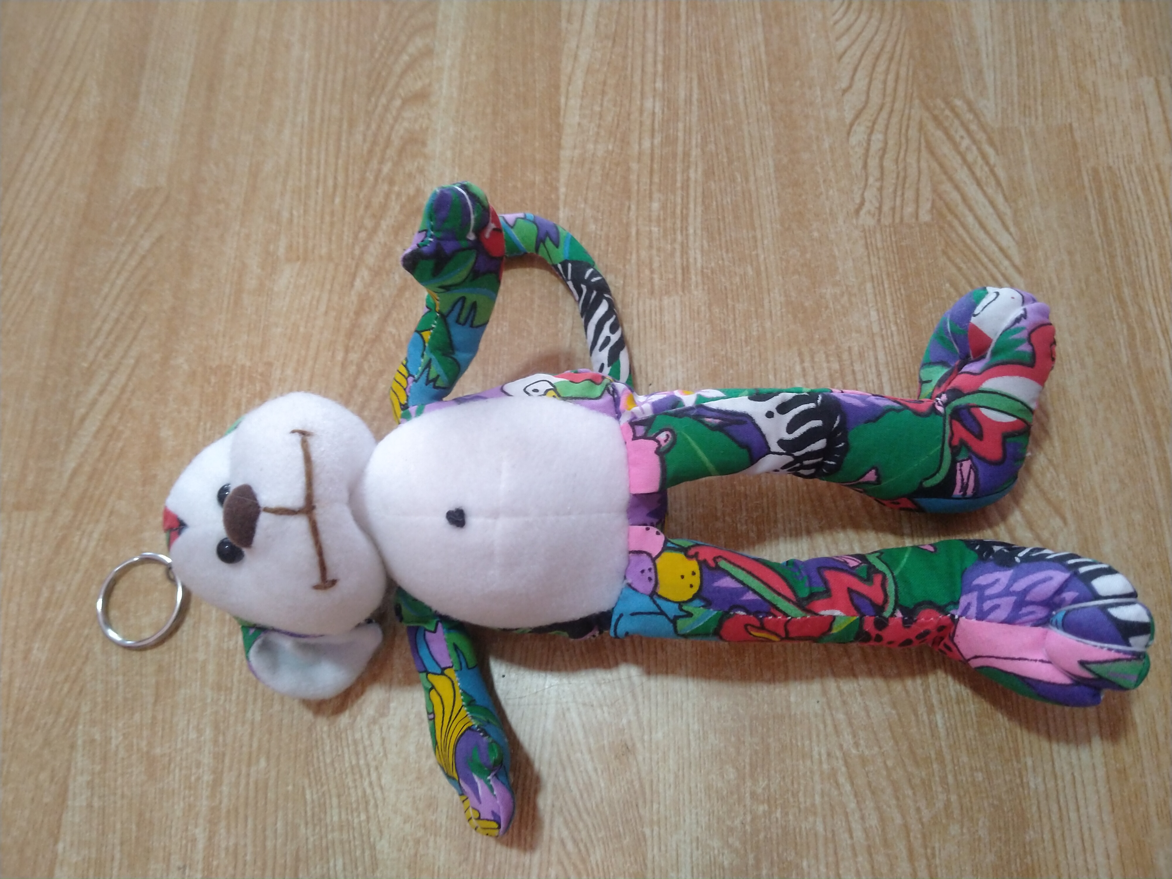 พวงกุญแจตุ๊กตาผ้าลิง