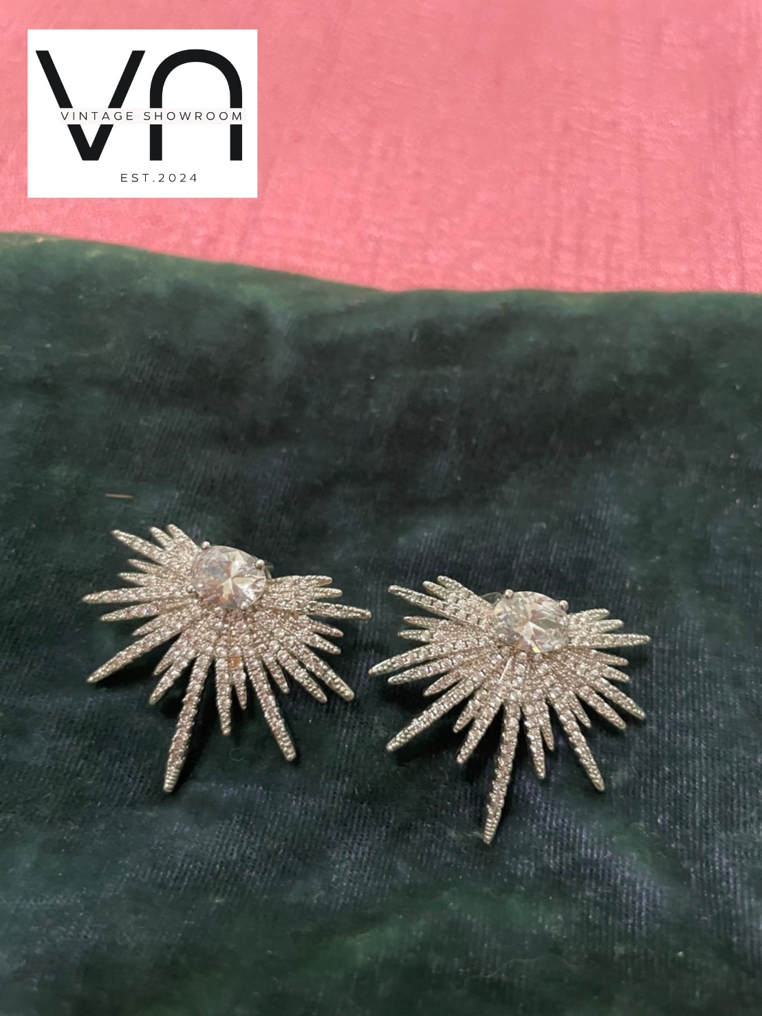 J00009. ต่างหูวินเทจ Vintage Earrings