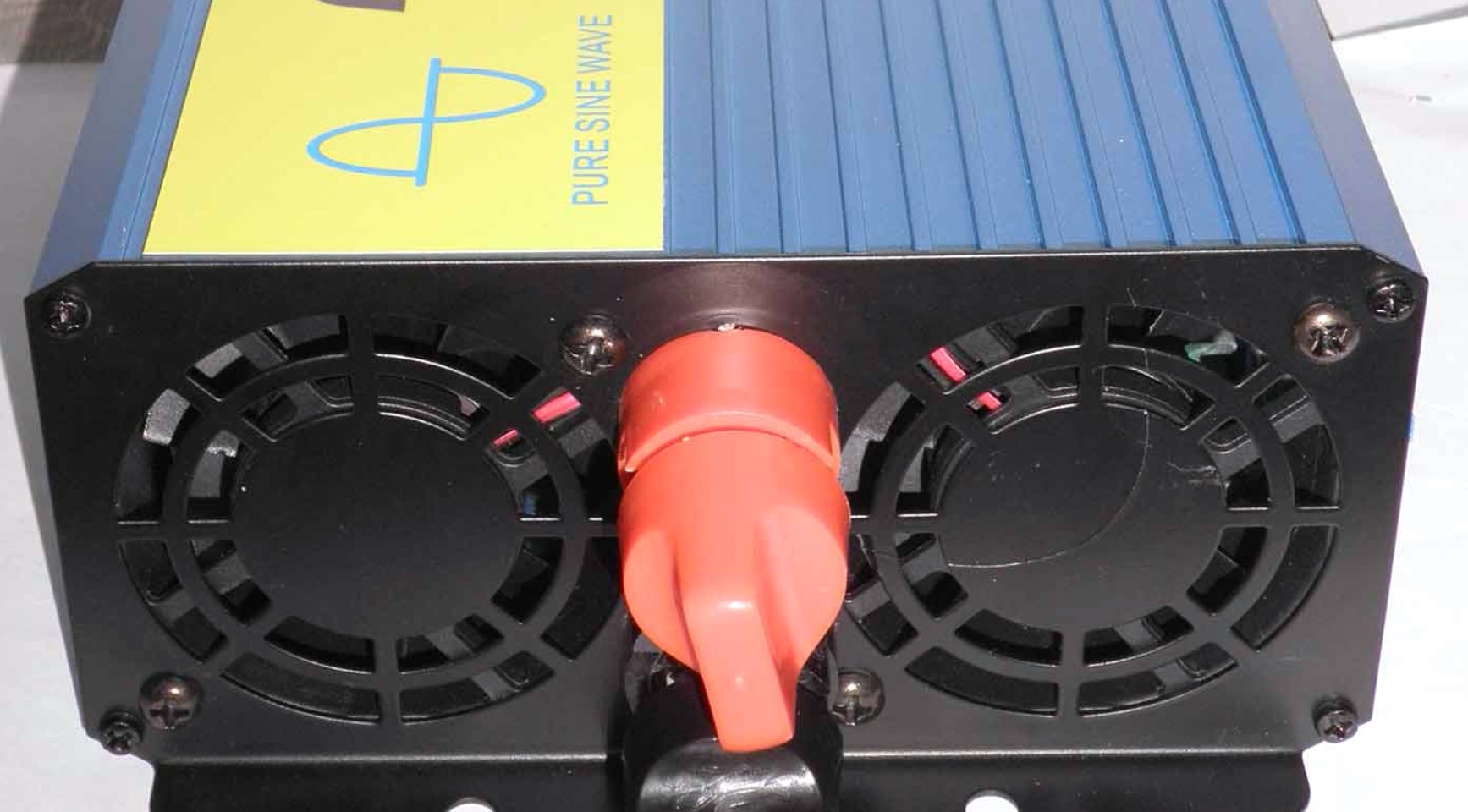 4.อินเวอร์เตอร์ 12v-24v 1000w NC (NC-1000-S) PURE SINE WAVE