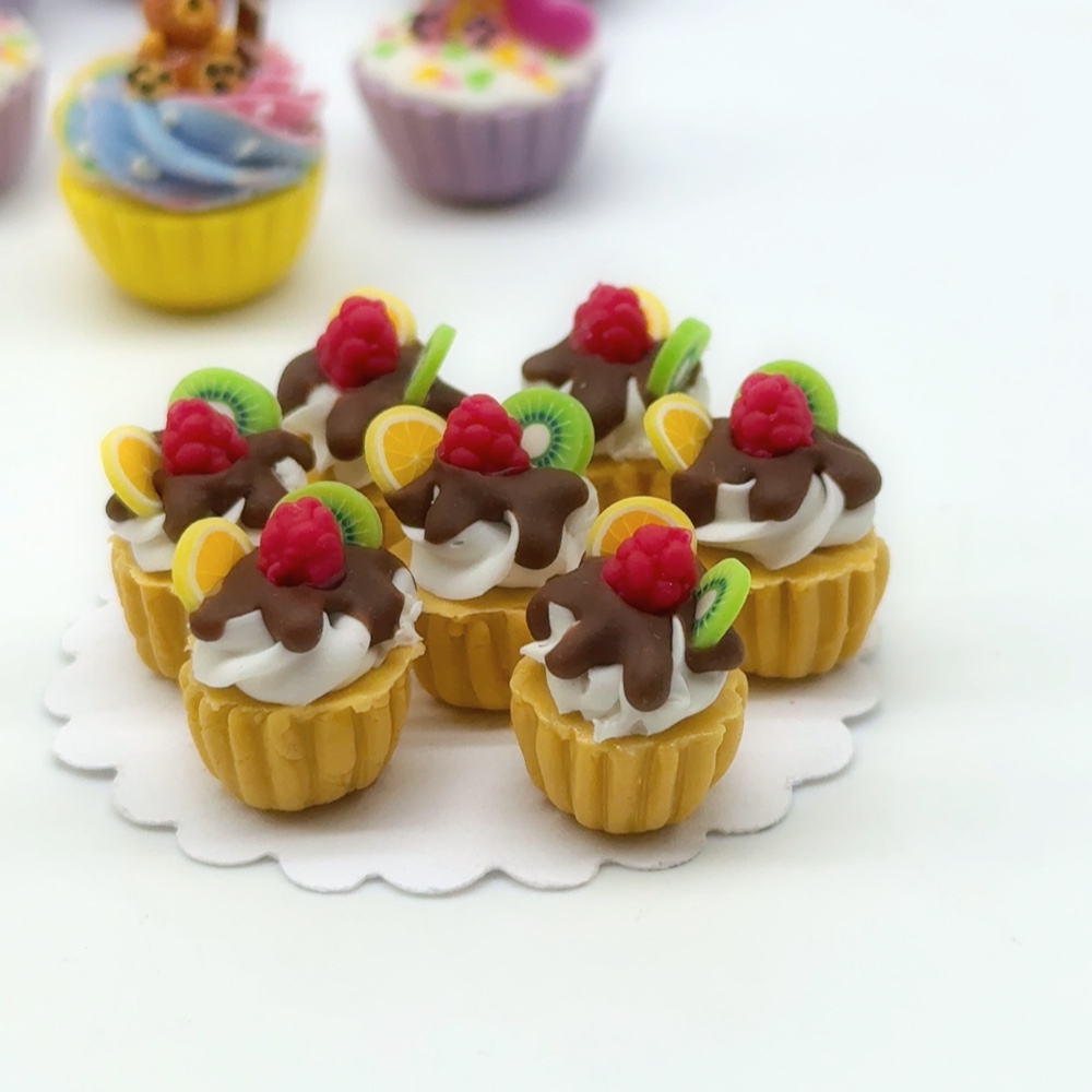 10 pieces Miniature Cupcake Lime-Kiwi