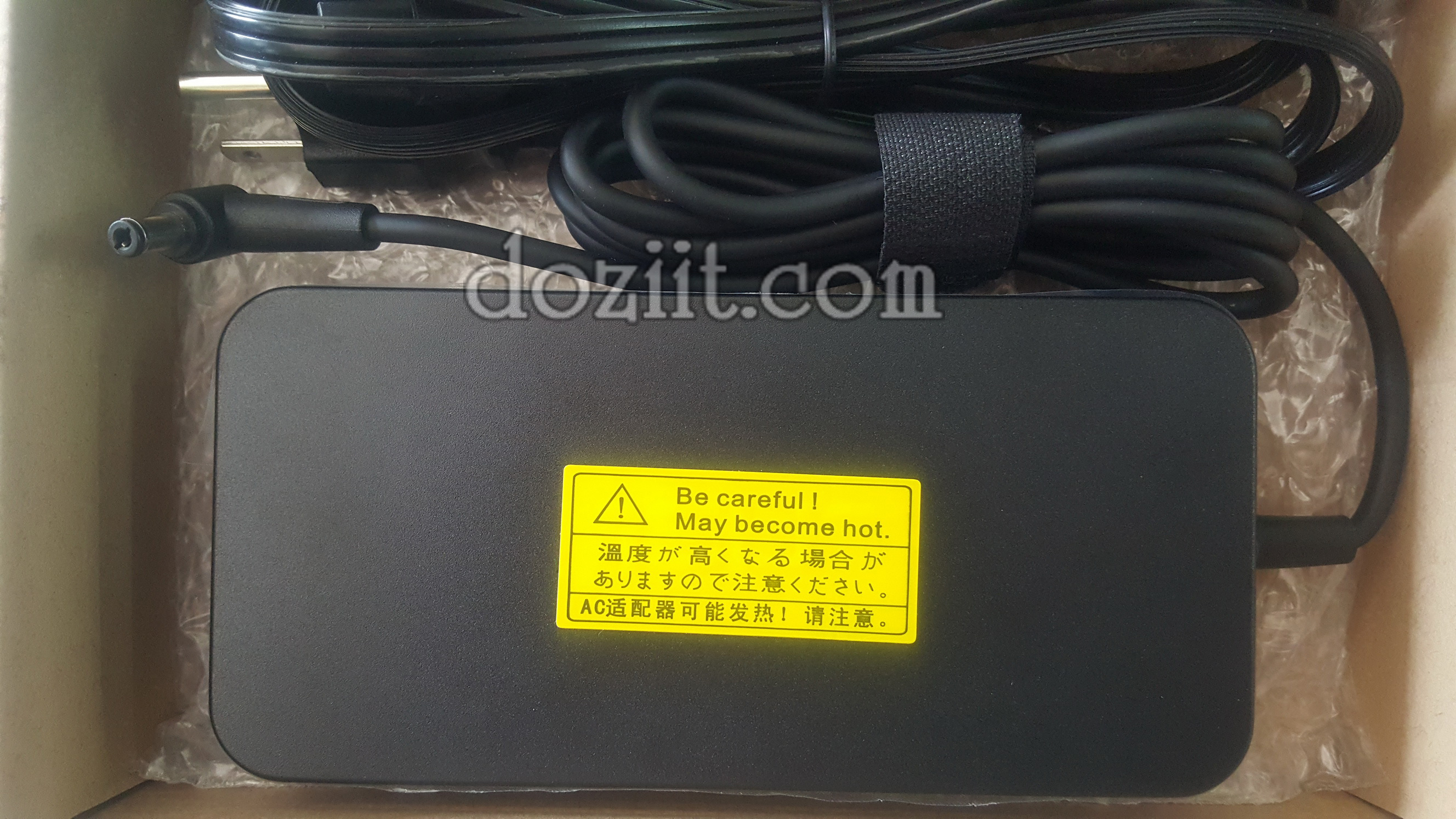 Adapter Asus อะแดปเตอร์แท้ - Original Laptop Adapter for ASUS ROG G501JW G601JW ZenBook Pro UX550VD UX501VW PA-1121-28 ADP-120RH B 19V 6.32A 120W 4.5x3.0mm (ประกัน 1 ปี)