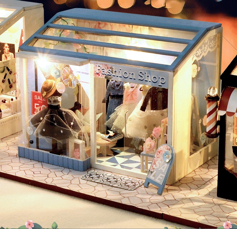 โมเดลร้านขายเสื้อผ้าแฟชั่นจำลองFashion Shopเหมาะสำหรับนักสะสมงานโมเดลร้านค้า
