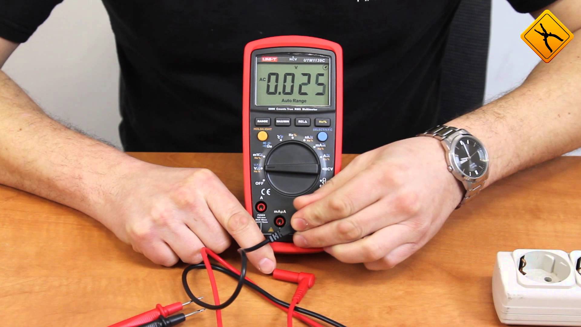 มัลติมิเตอร์ UNI-T UT139C สินค้าพร้อมส่งจากไทย