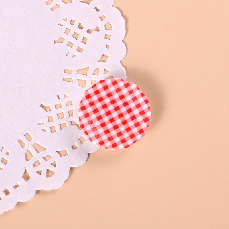 จานจิ๋วลายใหม่น่ารักการ์ตูนจานลายสก๊อตจิ๋วบ้านเล่นเด็ก DIY เรซินอุปกรณ์ DIY ทำด้วยมือสำหรับนำไปตกแต่งบ้านจิ๋ว ร้านอาหารจิ๋วบ้านตุ๊กตา