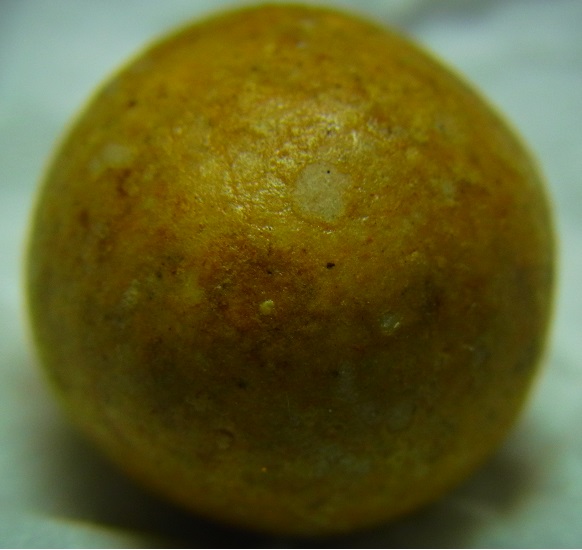 (1) ลูกอมวัดไผ่ล้อม หลวงปู่ทิมปลุกเสก ปี 2513 พร้อมบัตรรับรอง