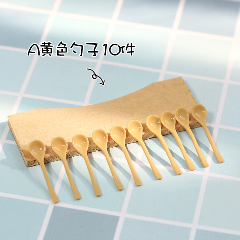 ช้อนกาแฟจิ๋วสีฟ้าทำจากพลาสติกเกรดเอช้อนจำลองของจิ๋วเสมือนจริงเหมาะสำหรับนักปั้นอาหารจิ๋วและนักสะสมของจิ๋วโดยเฉพาะ