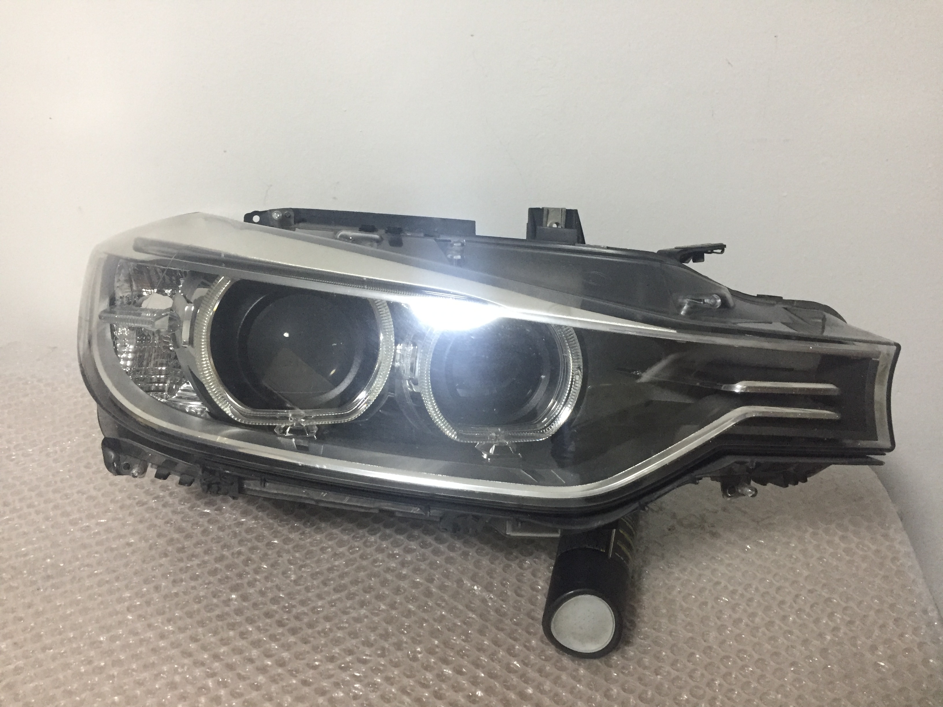 F30 F31 BMW 3 SERIES 2012 - 2015 LED HEAD LIGHT ด้านขวา