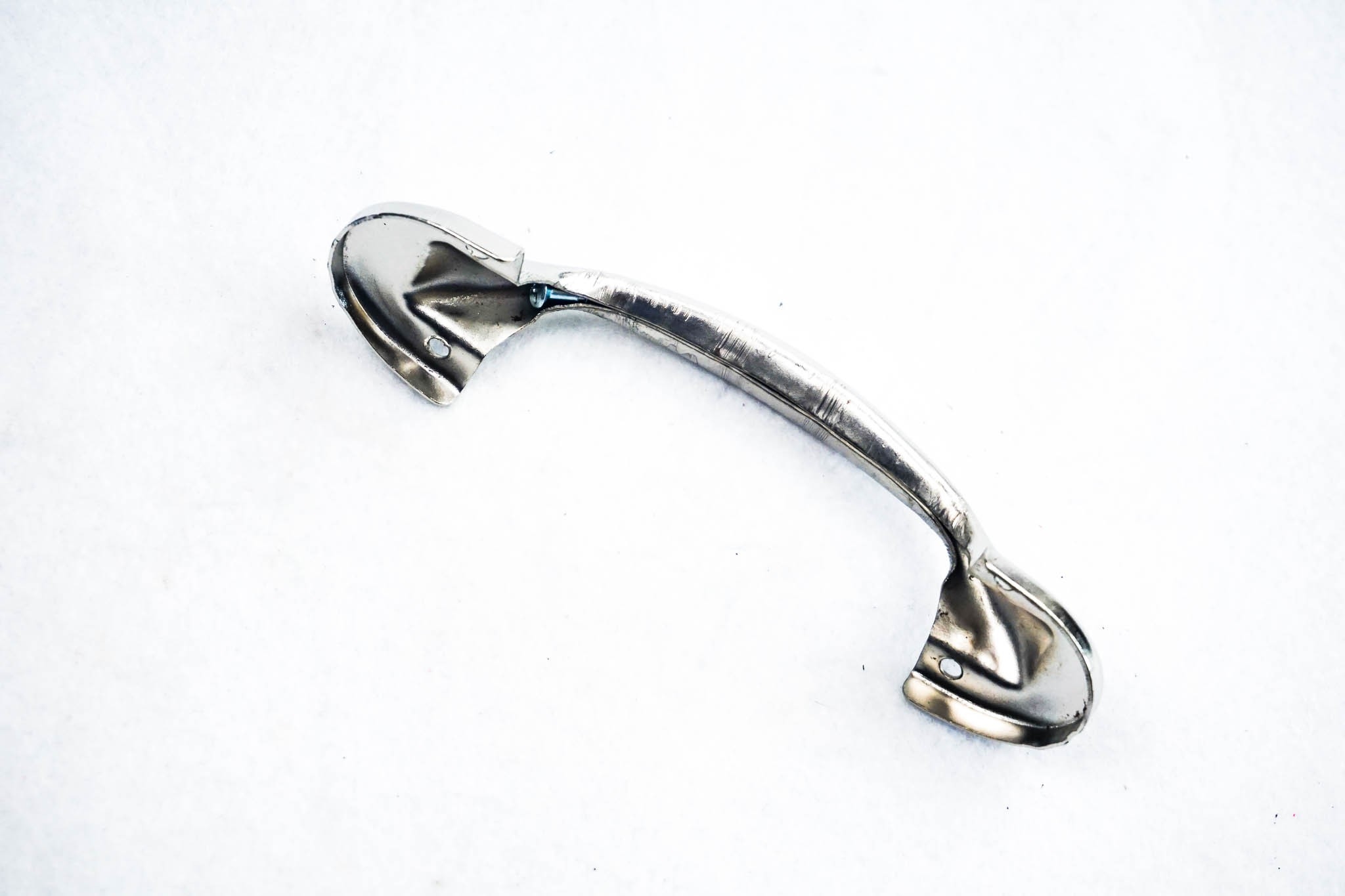 มือจับประตู