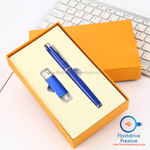Gift Set พรีเมี่ยมไอที 2 ชิ้น (แฟลชไดร์ฟ+ปากกา)