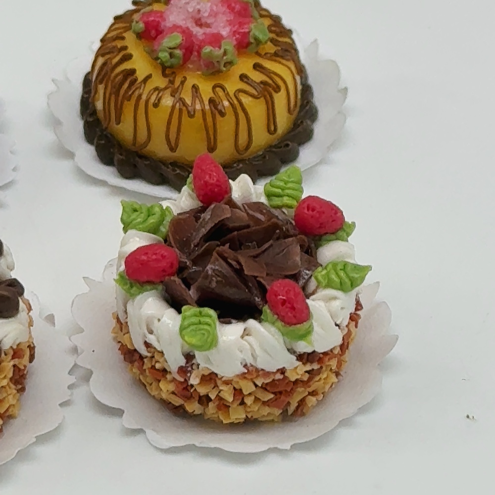 Miniature Cake