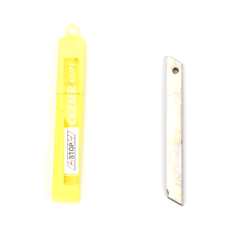 ใบมีดคัตเตอร์ ใบเล็ก 9mm / ใบใหญ่ 18 mm [ขายปลีก/ส่ง]