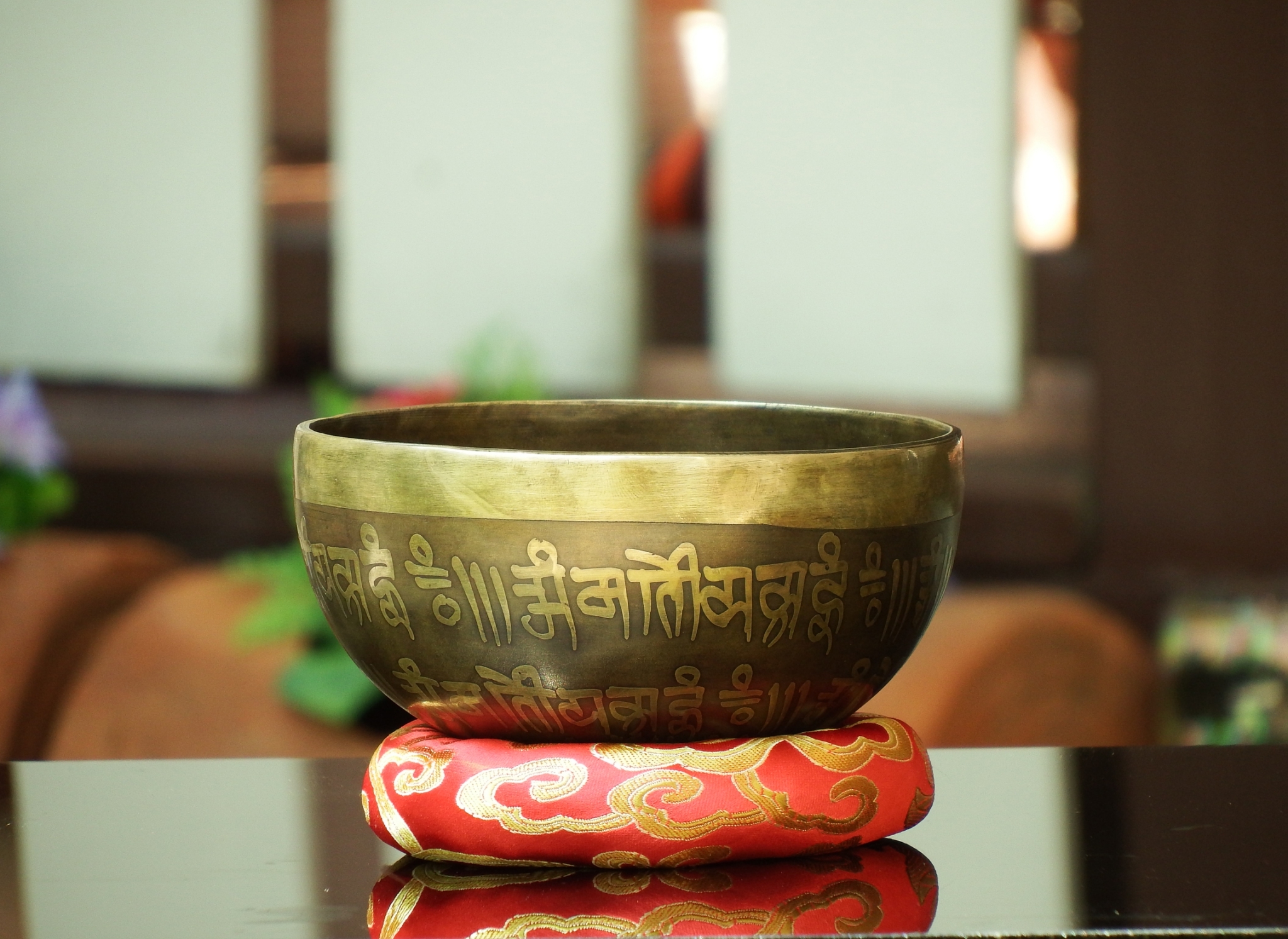 ขันทิเบต(ทองเหลือง) งานทำมือโดยช่างฝีมือชาวเนปาล Tibetan Singing Bowl 13 cm.