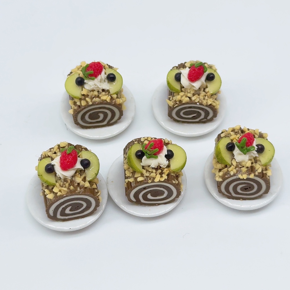 5 ชิ้น/ชุด โรลจิ๋ว งานดินปั้น ขนาด 1.5 cm.
