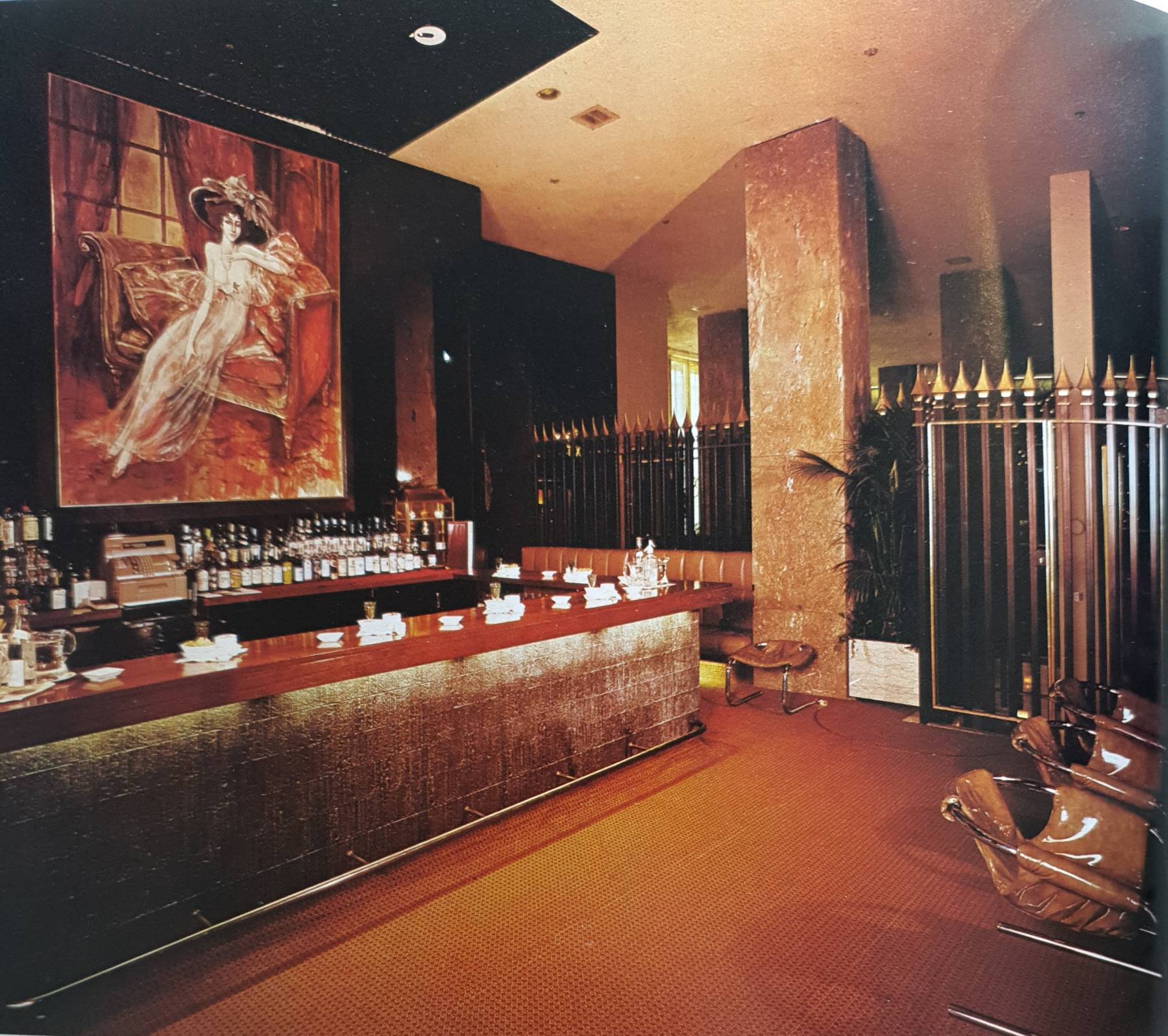 Interiors 2nd Book Of Hotels (English) By Henry End