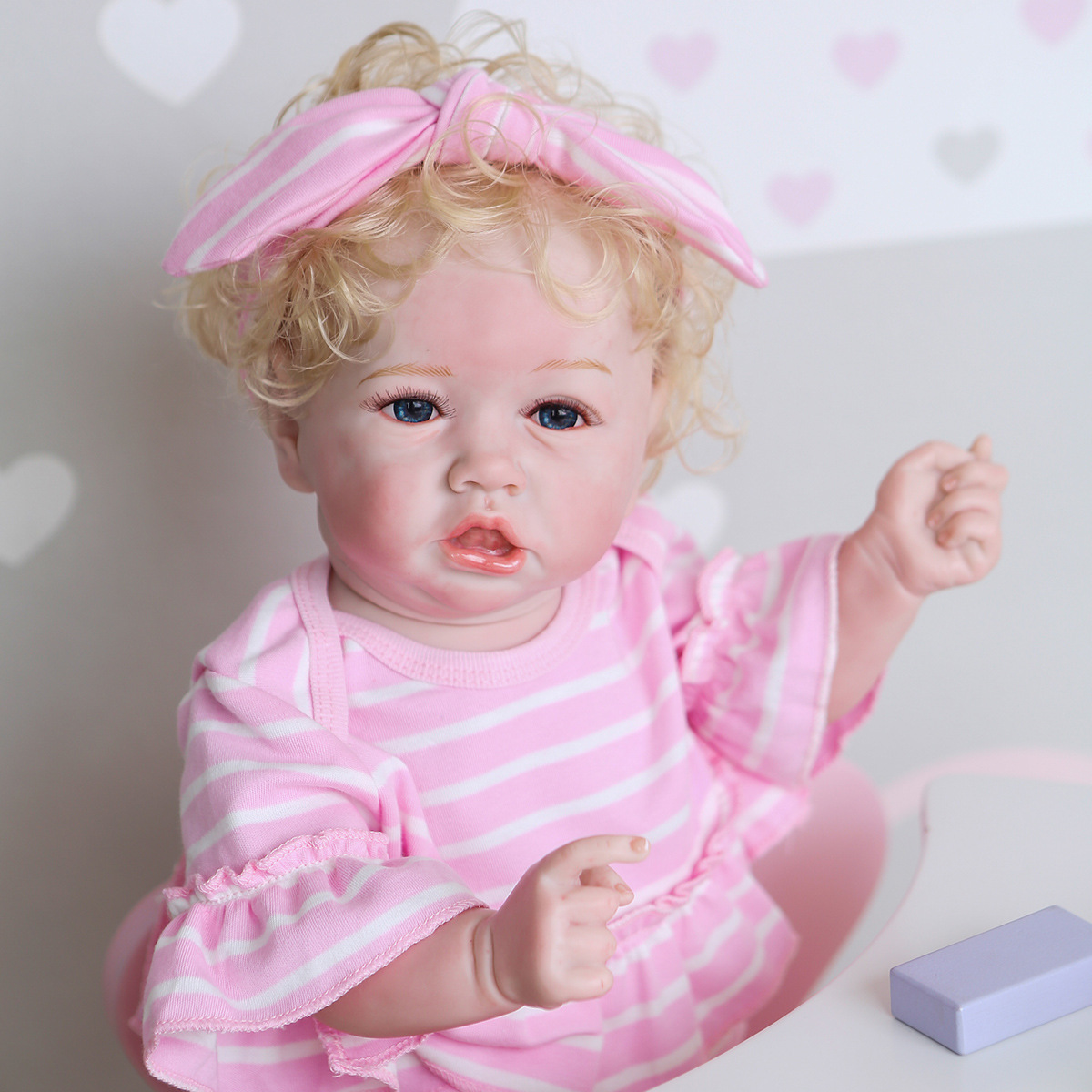 ตุ๊กตาเด็กจำลองทารกน้องแองเจล่าREBORN BABY DOLL ANGELAมาพร้อมความน่ารักเสมือนเด็กทารกจริง