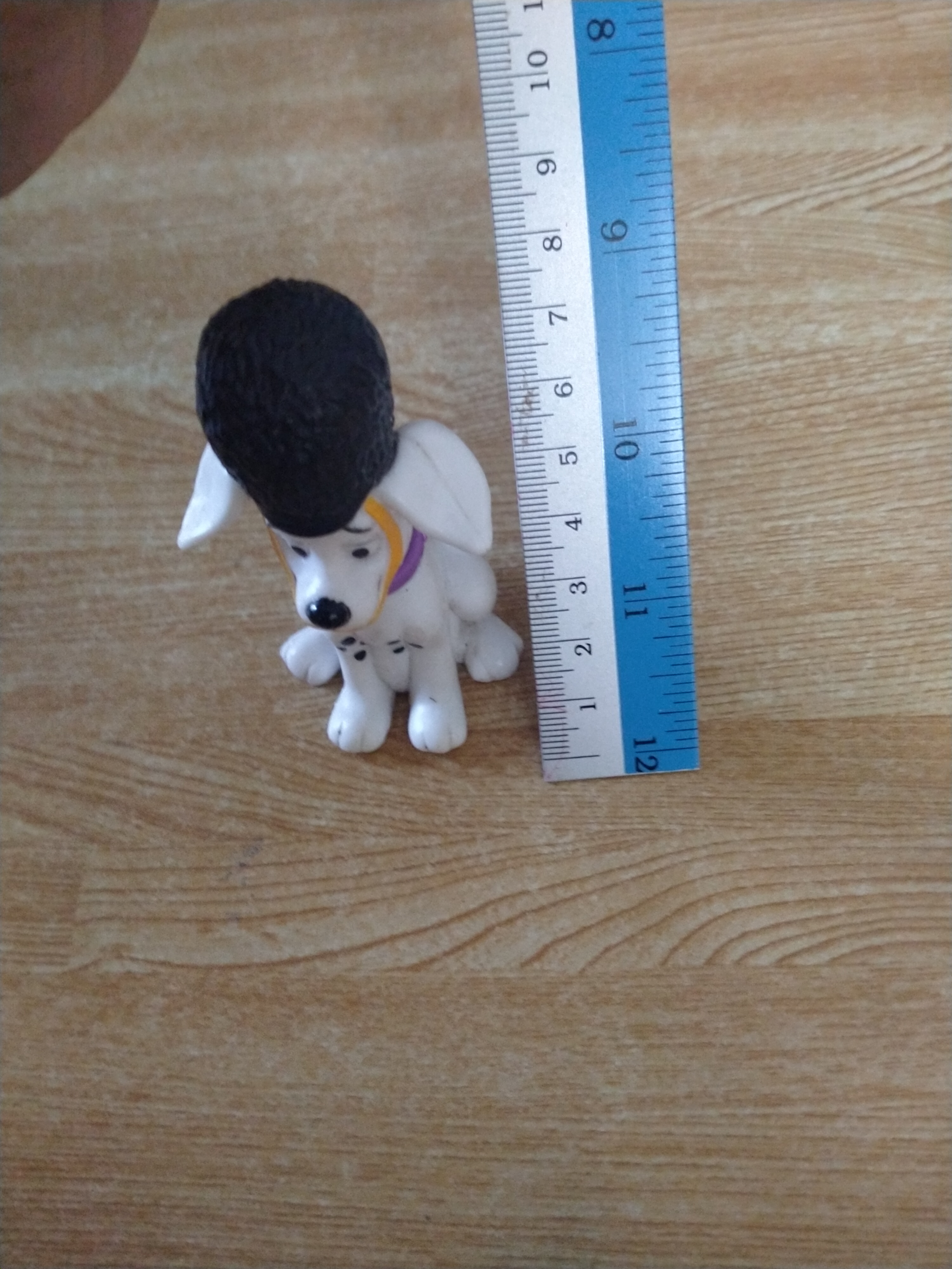 ตุ๊กตาหมาจุดสวมหมวก